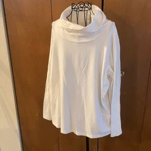 Women’s Turtleneck.